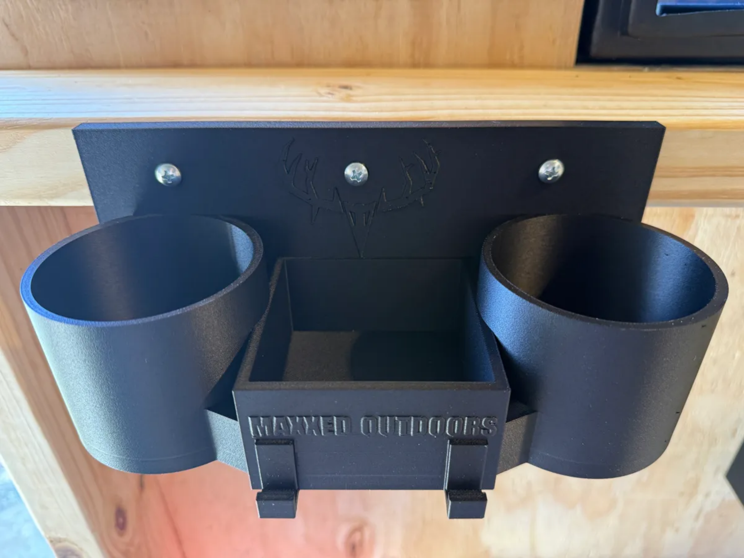 Double Cup Shelving Unit